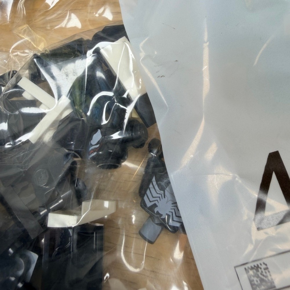 LEGO Spider-Man Spider Mech vs. Venom 76115 Marvel Super Heroes Bags 2-5 ONLY - Picture 7 of 16